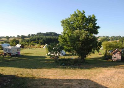 kamperen op kleinschalige camping Brénazet, Allier, hartje Frankrijk